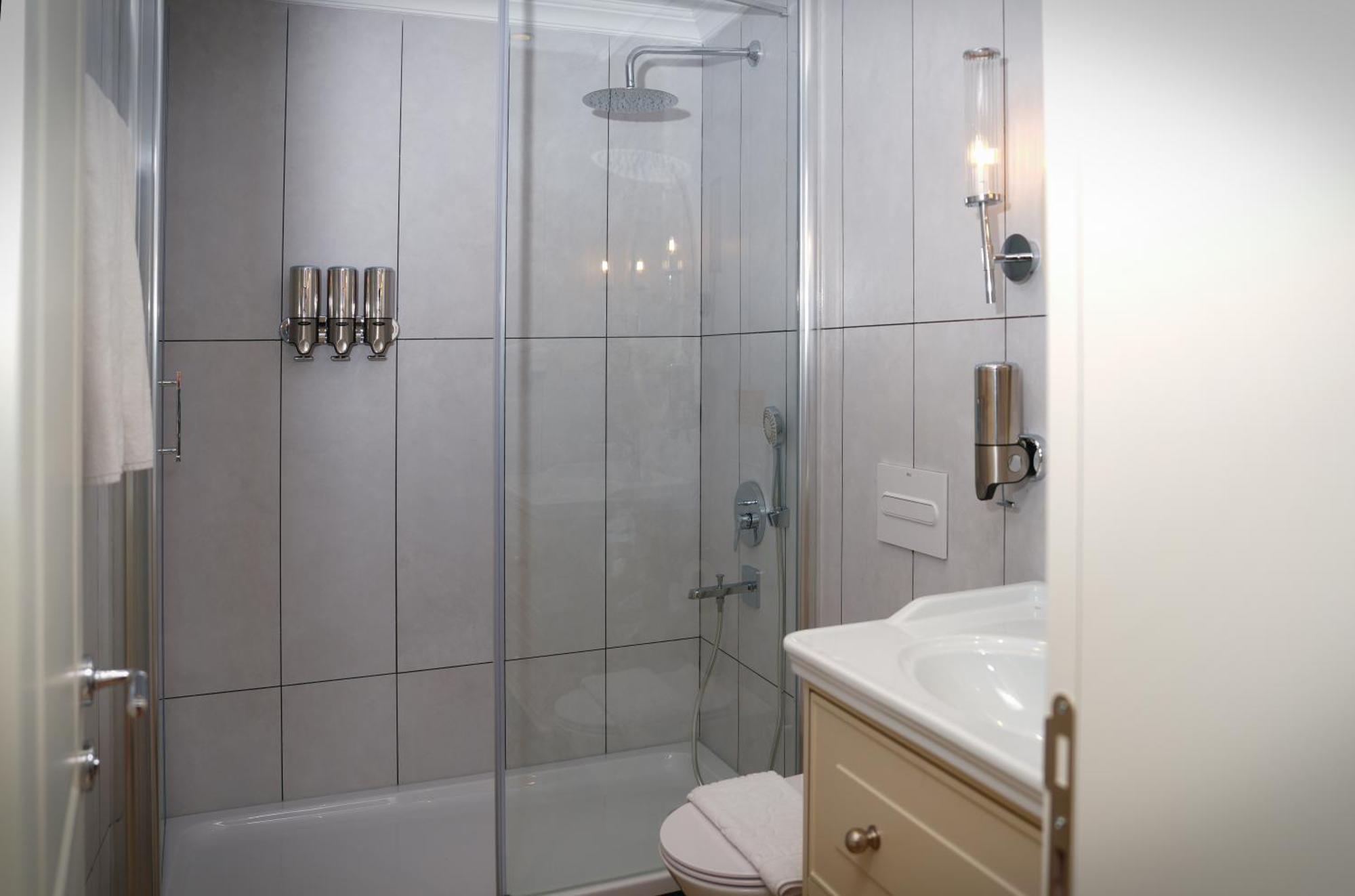 Gaia Suites Istanbul Exteriör bild